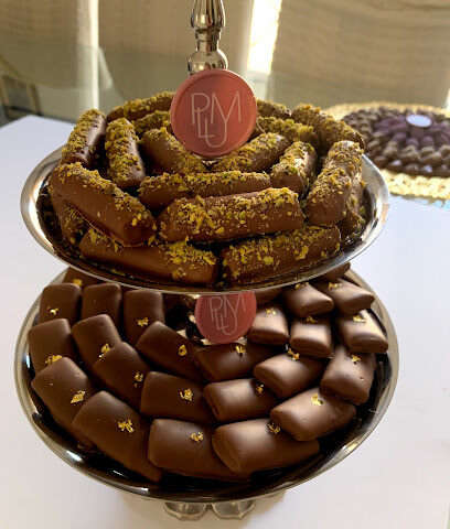 Plum chocolate - Riyadh - +966 55 771 5801