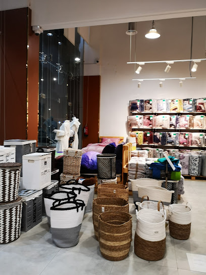 مفارش دوفت | Duvet - Saudi Arabia|Al-Kharj 16272|Al Khuzama|King Abdullah Road