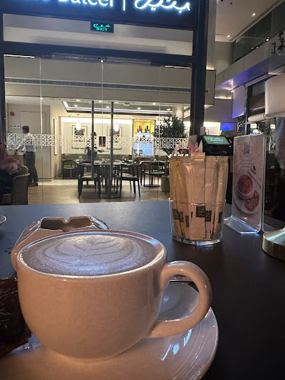 Café Bateel - Oud Square Al Safarat - Saudi Arabia|6816 عمرو بن امية الضمري، السفارات، الرياض 3187، 12511
