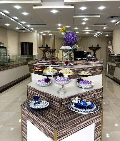 موليه الفرع الرئيسي بقرب عزيز مول Moule - Jeddah - +966 56 040 0404