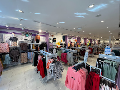 R&B STORE in ABUBAKER SIDDIQUE STREET-TAIF - Taif - +966 50 764 6309