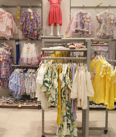 سمينا - Abu Arish - +966 17 325 4442