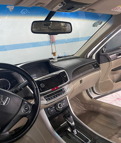 Shiny car للتلميع الساطع والنانو سراميك - Afif - +966 55 568 2388