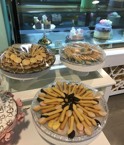 Petit Cakes - Riyadh - +966 55 567 4016