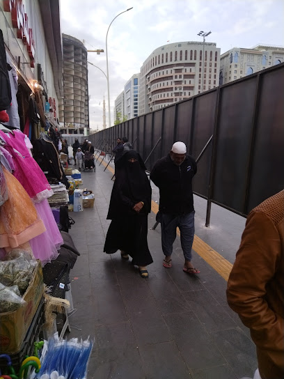 Rua Al Madinah - Saudi Arabia|Al Madinah Al Munawwarah 42313|Al Masani|FJG7+F2Q