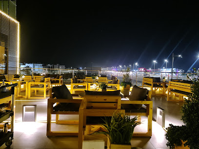 VALOR LOUNGE ڤالور لاونج - Hail -
