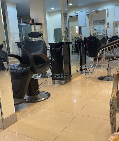 صالون فن الخليج - Al Duwadimi - +966 54 311 0110