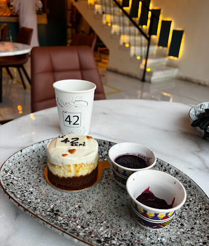 Le 42 Cafe - Dammam - +966 58 203 0474