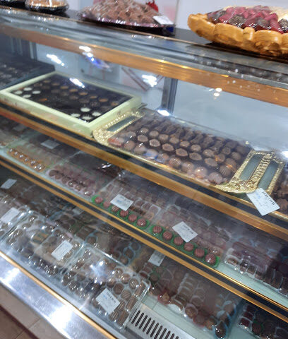 Sweets Mount Lebanon Green Faysaliyah - Najran - +966 17 523 1443