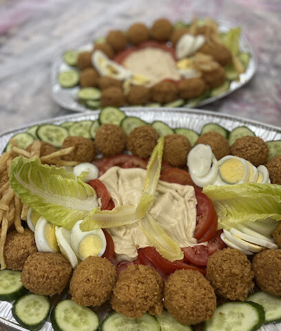 Buffet Sandwich Falafel Corner Village Restaurant - Az Zulfi - +966 53 878 1255