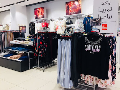 REDTAG - Abu Arish - +966 800 304 3113