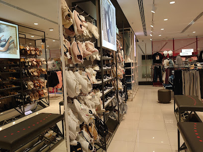 REDTAG - Riyadh - +966 800 304 3113