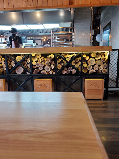 Meltin Cafe - Saudi Arabia|Mecca|4565 طريق الطائف، العوالي، مكة 24372 8742،