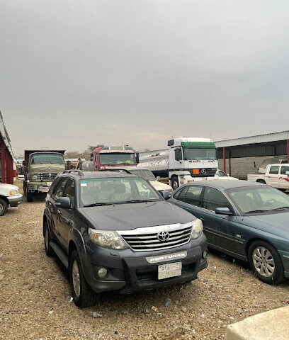 معرض الكميتي للسيارات والمعدات الثقيله - Almajaridah - +966 55 566 5075