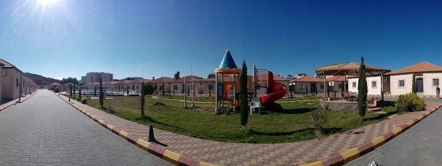Ariyaf Resort - Taif - +966 59 333 3800