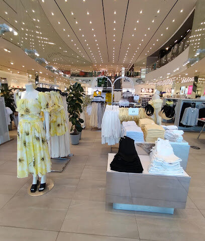 H&M - Al Khobar - +966 13 806 4260