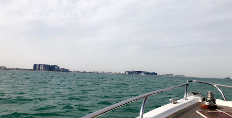 قارب فال الخير للرحلات مع وجبات - Al Jubail - +966 50 584 7283
