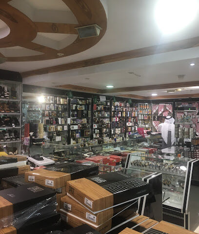 معرض جداول الشموخ ملابس ونسخ مفاتيح (شيوخ الخليج)-Men's clothing store - Buqayq - +966 55 937 0633