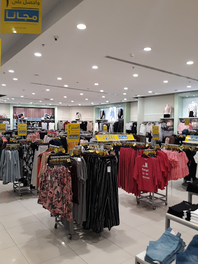 Red Tag رد تاغ - Saudi Arabia|Hafar Al Batin 39511|Al Khalidiyah|شارع الملك عبدالعزيز،