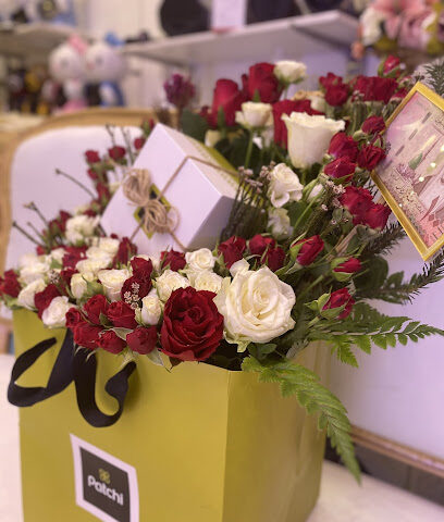 كوشات و استقبال ، ركن ضيافة ، ورد طبيعي ، تزيين السيارة ، حفلة تخرج ، مواليد وردة الزفاف Wedding rose - Abu Arish - +966 55 182 0255
