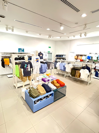 H&M - Saudi Arabia|Al Madinah Al Munawwarah 42361|Shadhah|King Abdullah Rd