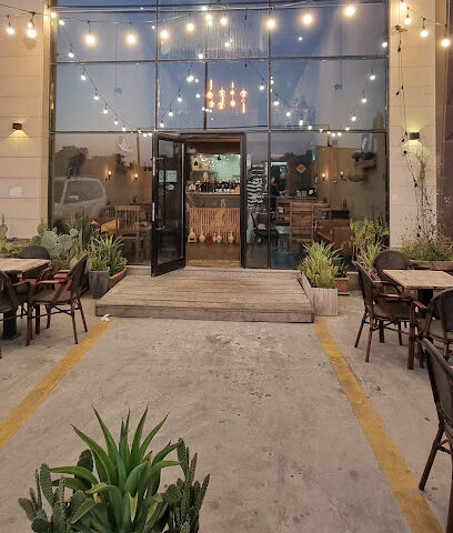 Paraguas Café - Al Qatif - +966 50 004 7042
