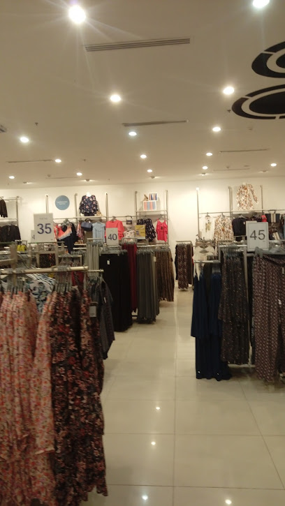 Max - Saudi Arabia|Arar 73311|St|King Saud Rd