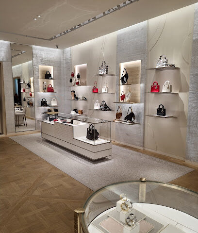 Dior - Riyadh - +966 11 211 2518