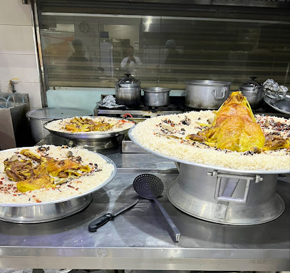 مطعم الحفاوه - Yanbu - +966 57 050 5861