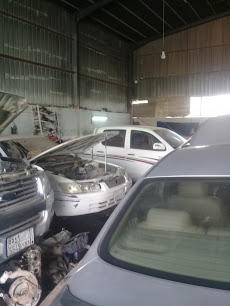 مجمع لصيانة السيارات - Buraydah - +966 58 337 0172