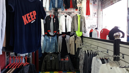 المتميز للإسبورات - Taif - +966 55 362 5052